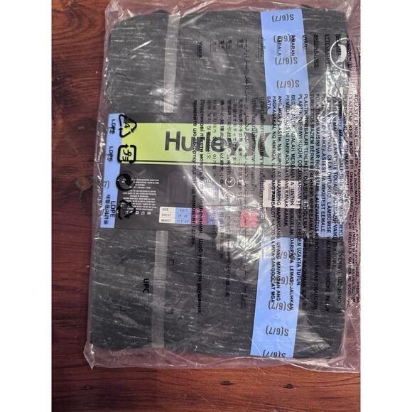 Hurley Soft & Breathable Crew Neck 2 Pack Boys Graphic Tee & Slub Long Sleeve - Picture 3 of 7